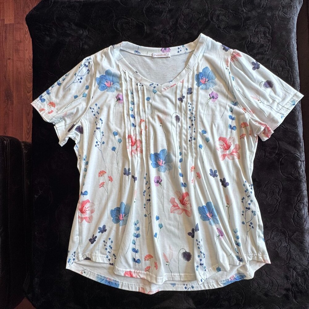 Fantaslook Floral Blouse 2XL Soft Lightweight Spring Top Pastel Flowers
